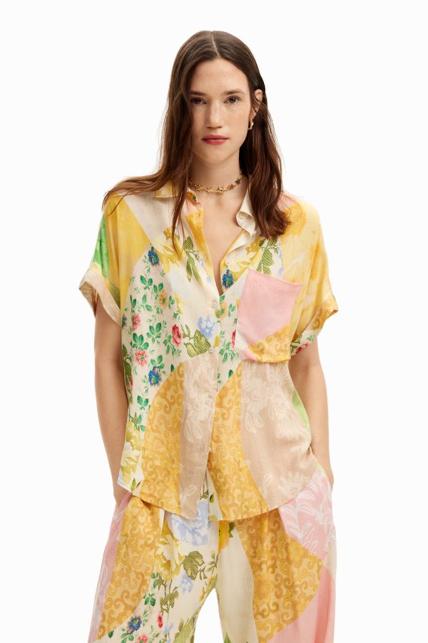 Bloemenpatchwork blouse. - MATERIAL FINISHES - L