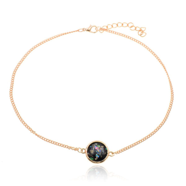 Korte verstelbare goudkleurige Bohemian ketting met zwarte steen