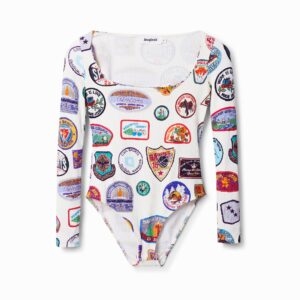 Body bedrukt met college-patches - MATERIAL FINISHES - M