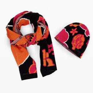 Stof met grote en kleine bloemen - BLACK - U